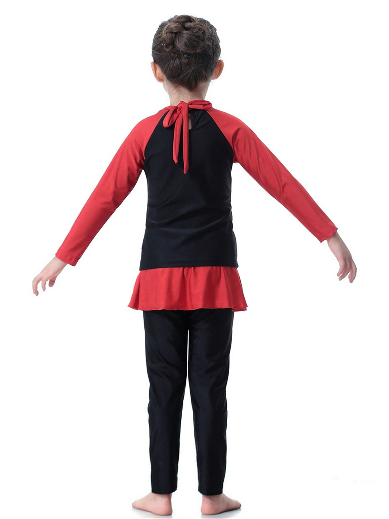 Muslim girl traditional fashion swimwear swimsuit